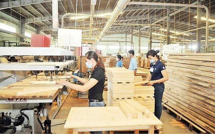 Ministry of industry and trade launches anti-dumping investigation into imported MDF products into Vietnam