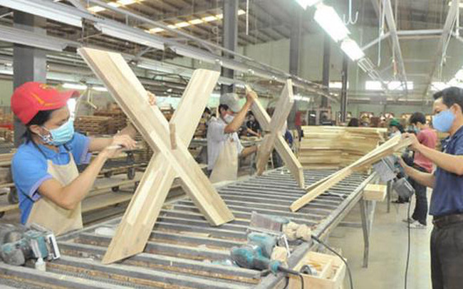 Wooden industry don't know how to survive between “squeezing” and “loosening” measures