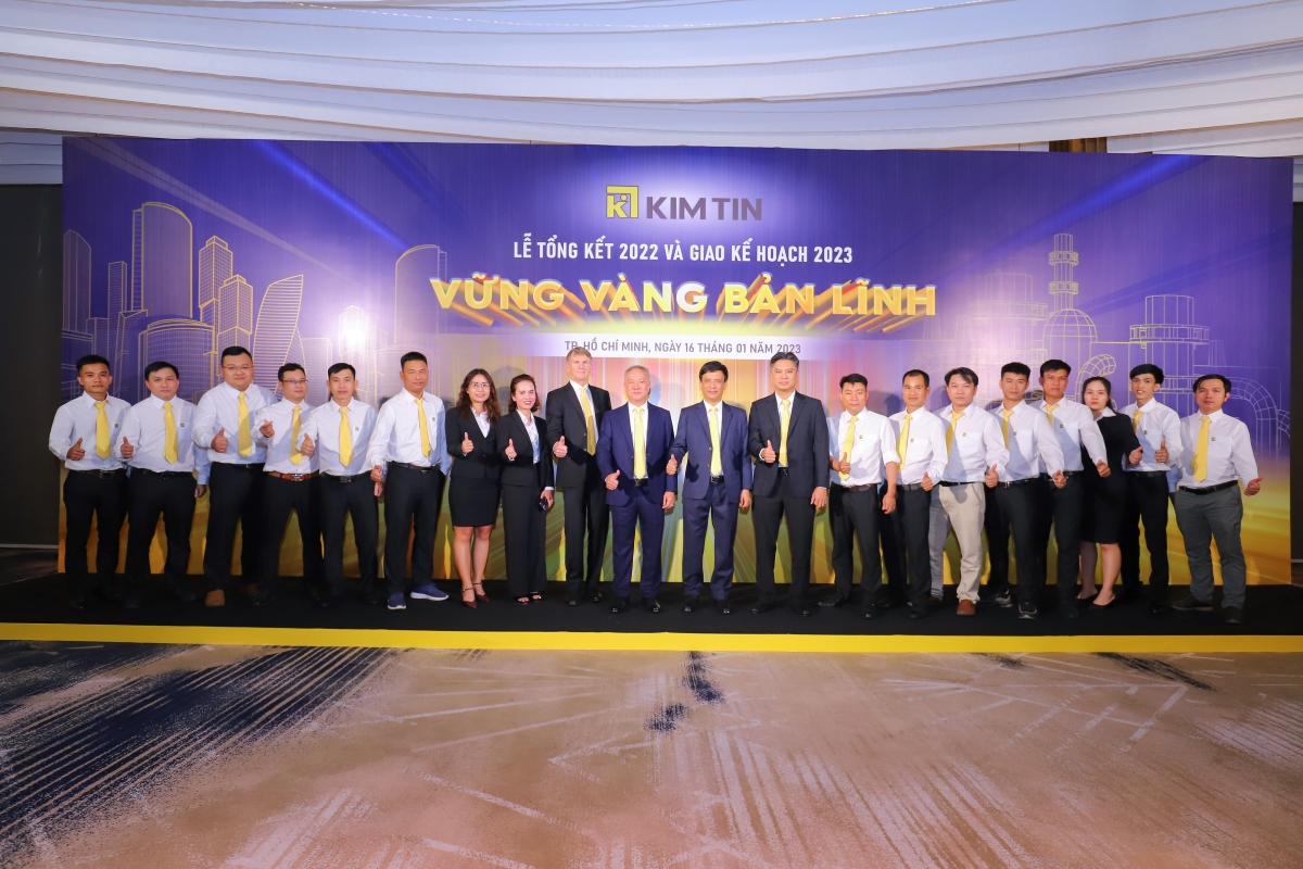 Kim Tín bước vào năm 2023 thật vững vàng bản lĩnh